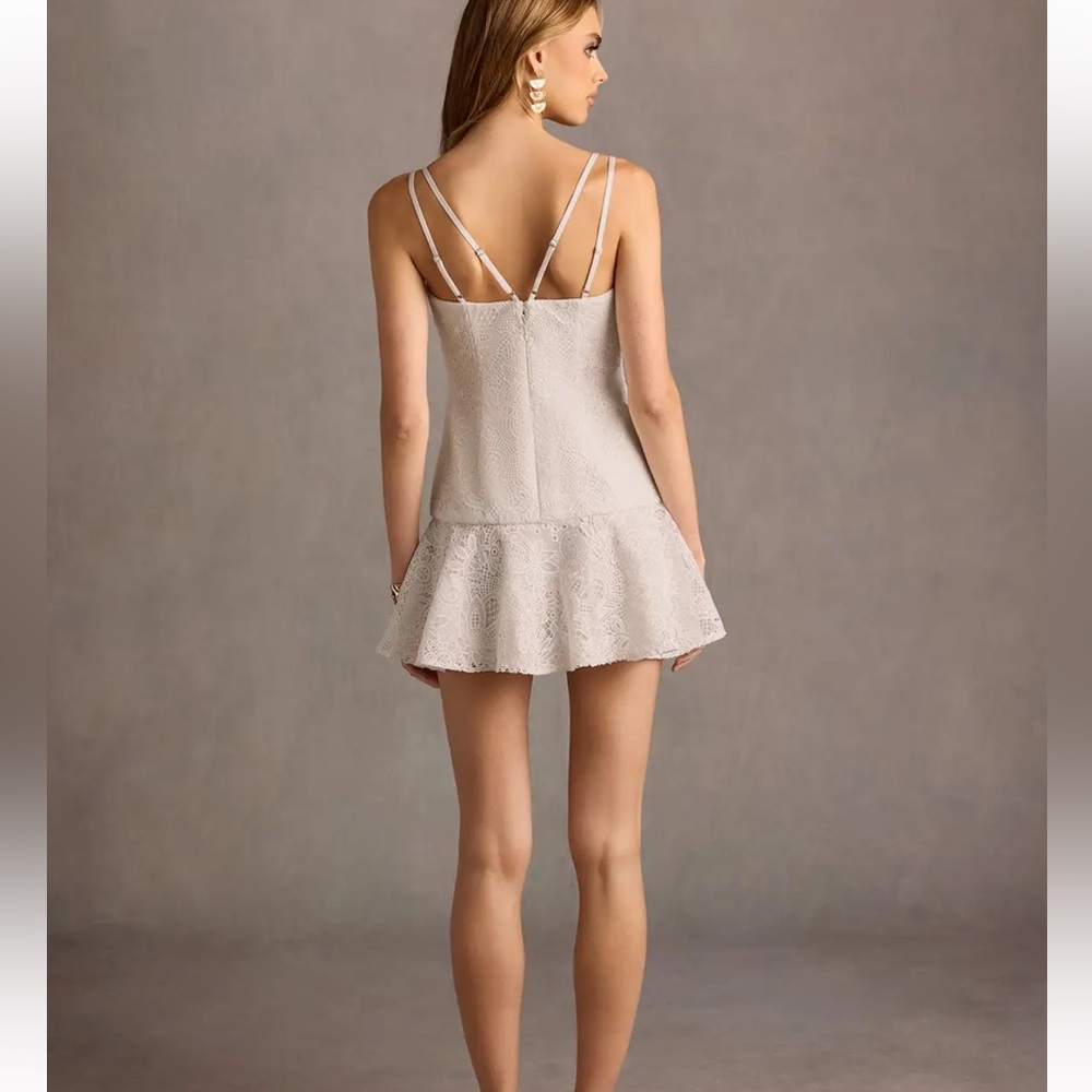 Azazie white Lace Dress - Picture 4 of 11